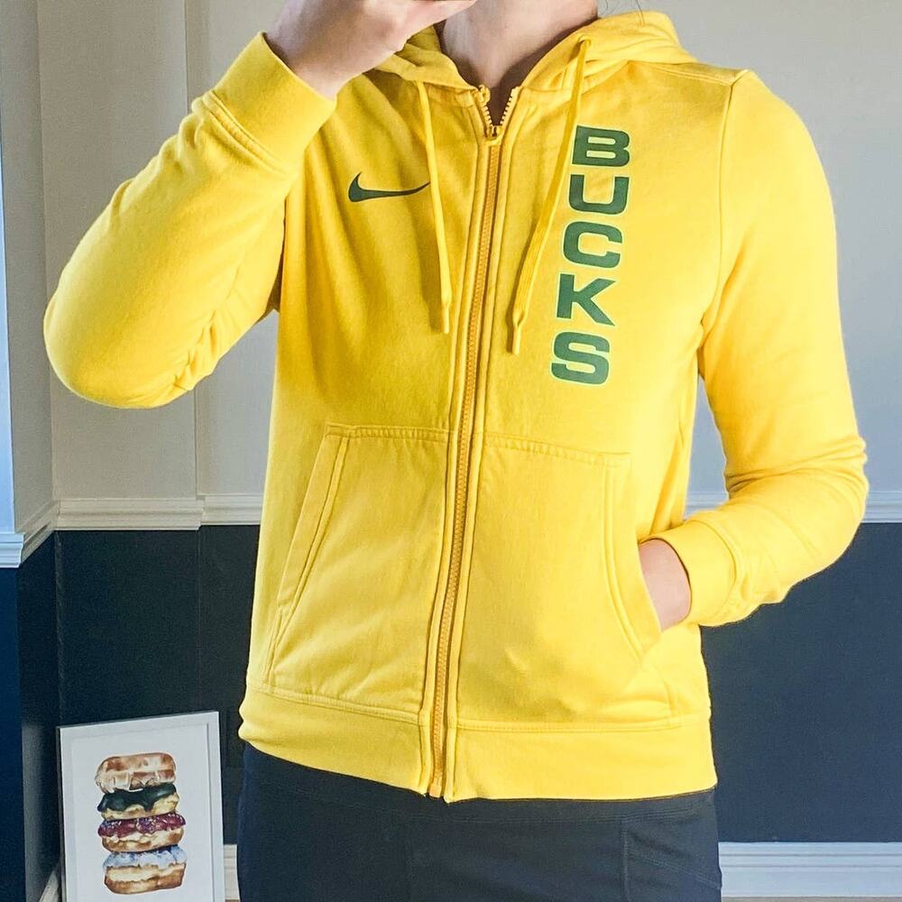 Nike Milwaukee Bucks yellow full zip hoodie size small
